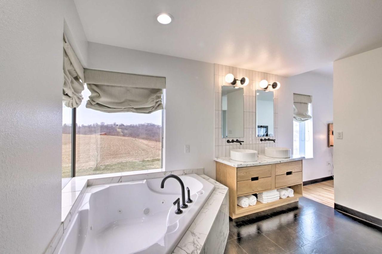 Luxe Amish Country Apartment With Rooftop Terrace! Millersburg Zewnętrze zdjęcie